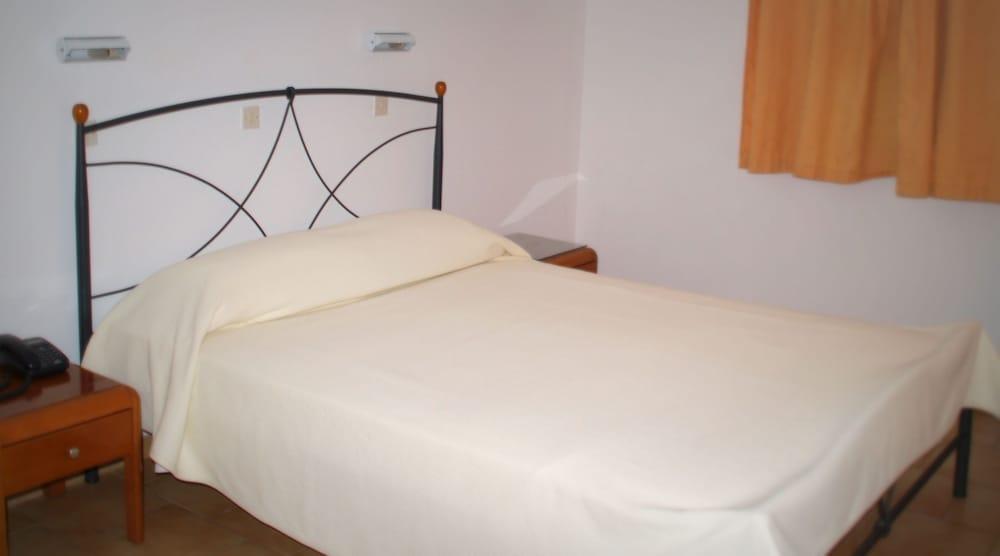 Blue Bay Hotel Skala  Bagian luar foto
