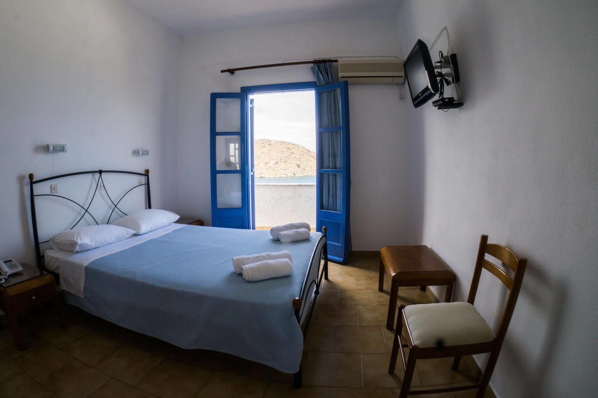 Blue Bay Hotel Skala  Bagian luar foto