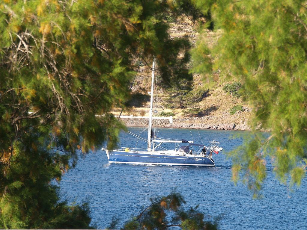 Blue Bay Hotel Skala  Bagian luar foto