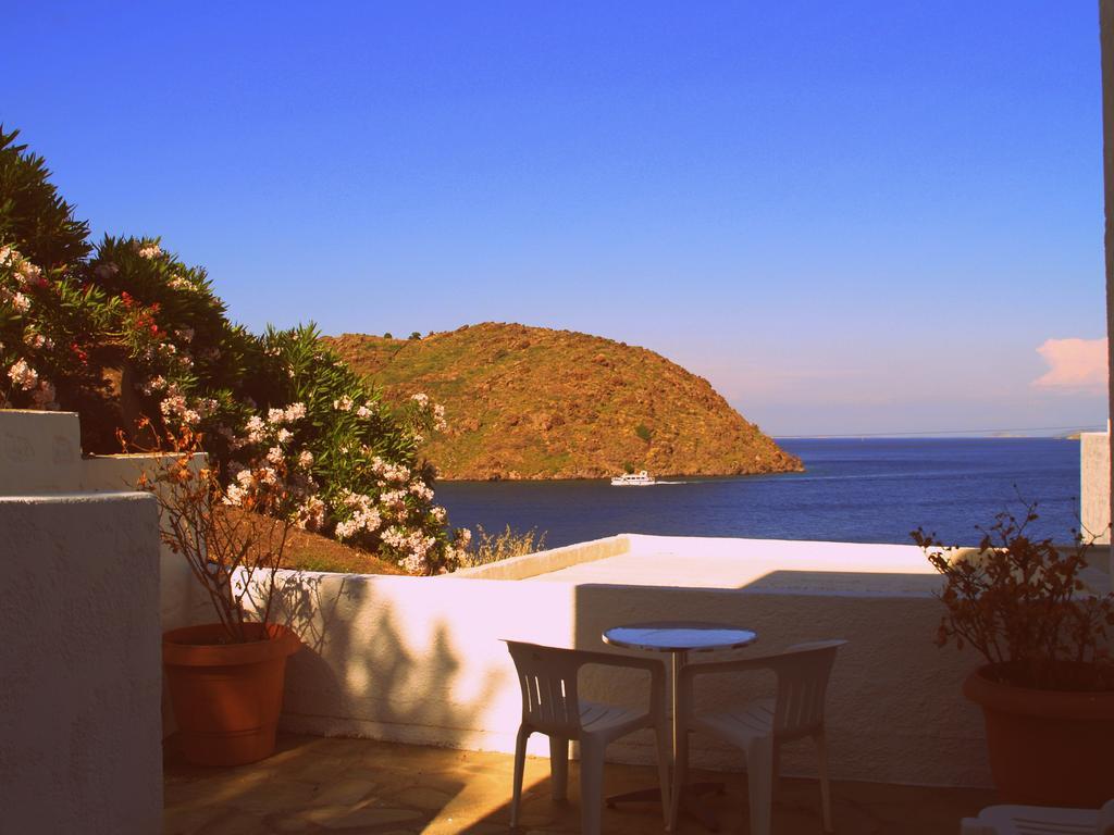 Blue Bay Hotel Skala  Bagian luar foto