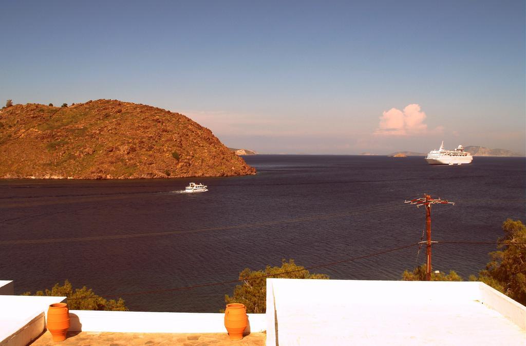 Blue Bay Hotel Skala  Bagian luar foto