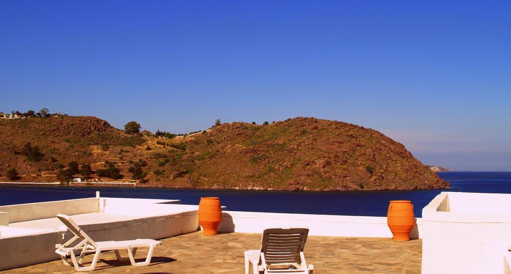 Blue Bay Hotel Skala  Bagian luar foto